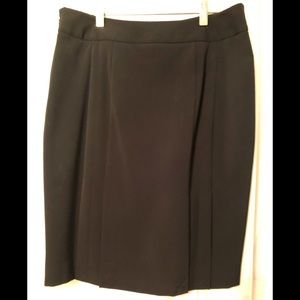 The Little Black Skirt 22” L size 8